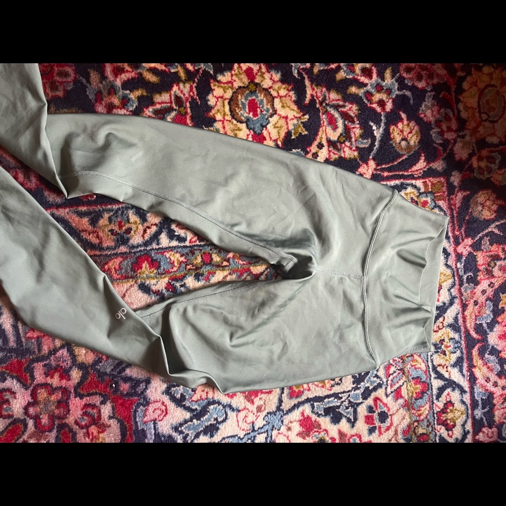 Alo Leggings